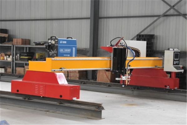 龍門式數(shù)控火焰切割機(jī)這些安全事項(xiàng)你都知道嗎?